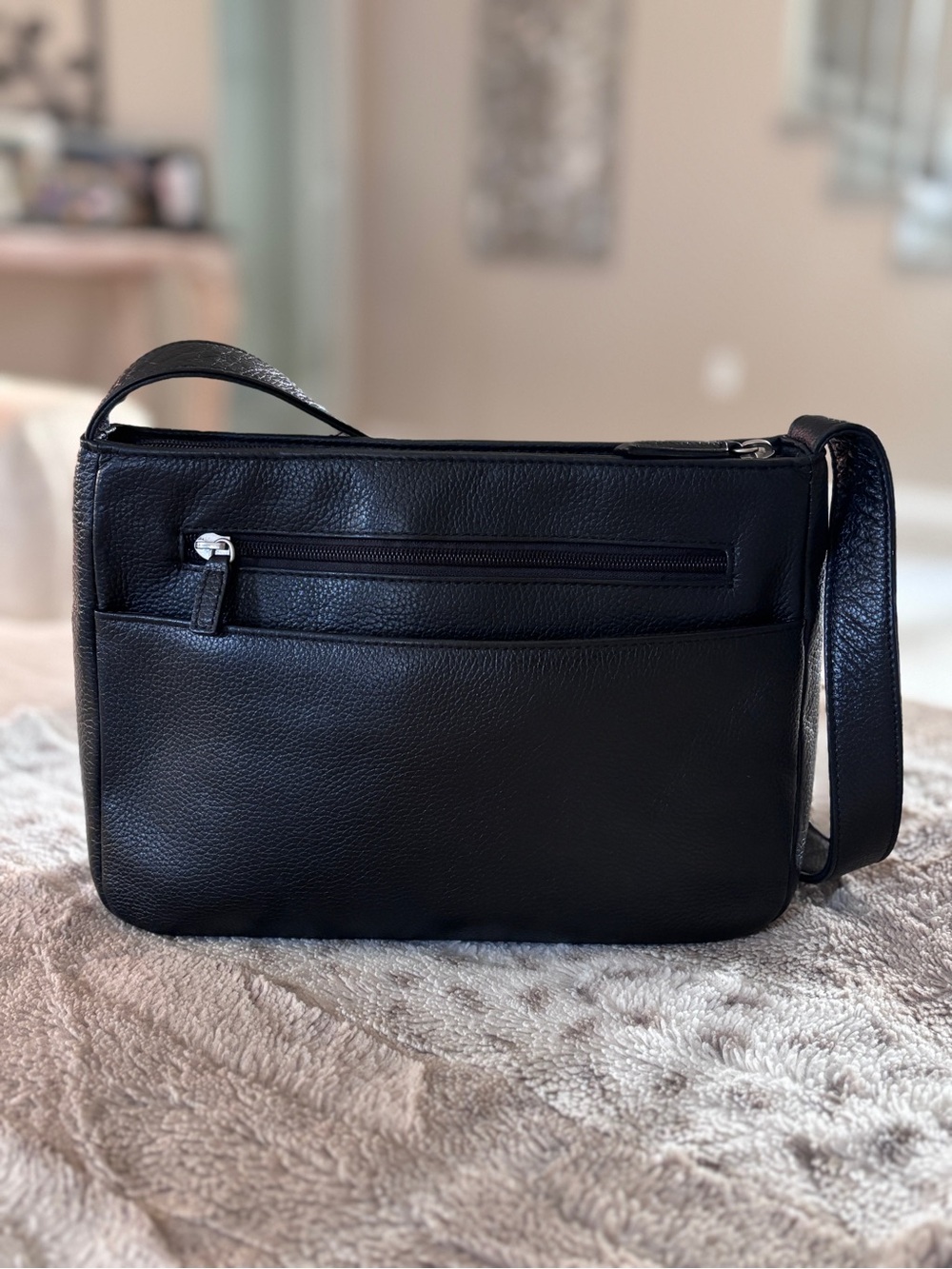 The Sak Hobo Soft Black Pebble Leather Shoulder Bag Purse Handbag - Picture 2 of 13